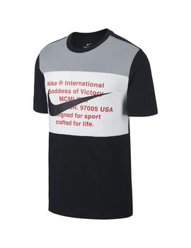 Camiseta Hombre Nike Swoosh Tricolor